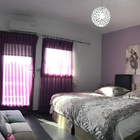 Quarto em Acomodações Particulares Mario's House Vergina